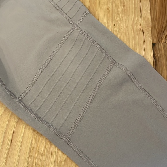 Athleta leggings light purple - size M. - Picture 3 of 6